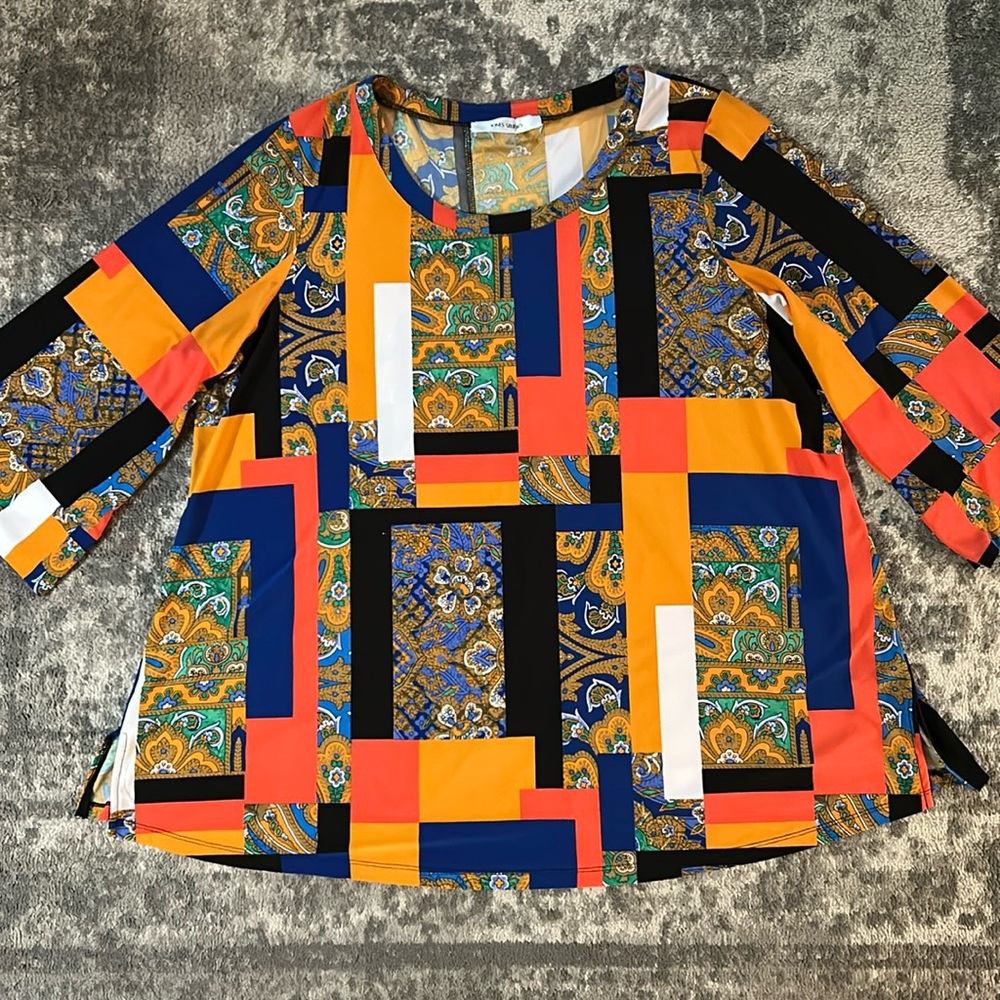Jones Studio Graphic Print Women’s Top